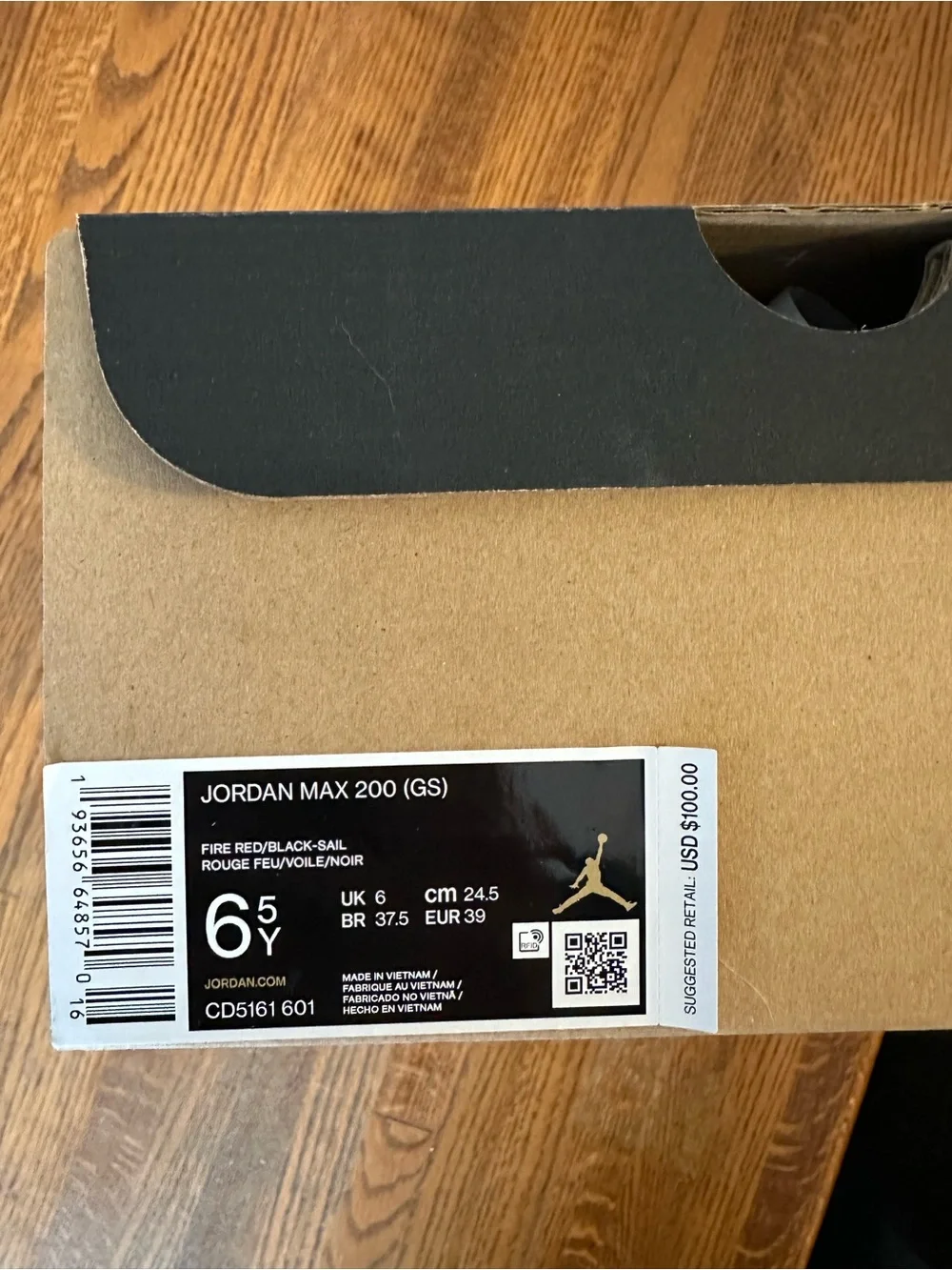 JORDAN MAX 200 (GS)